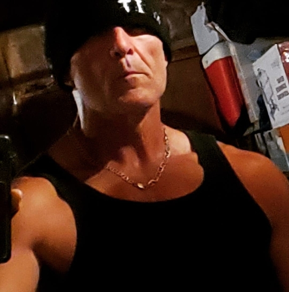 Meet your Posher, Robert - Picture 1 of 1